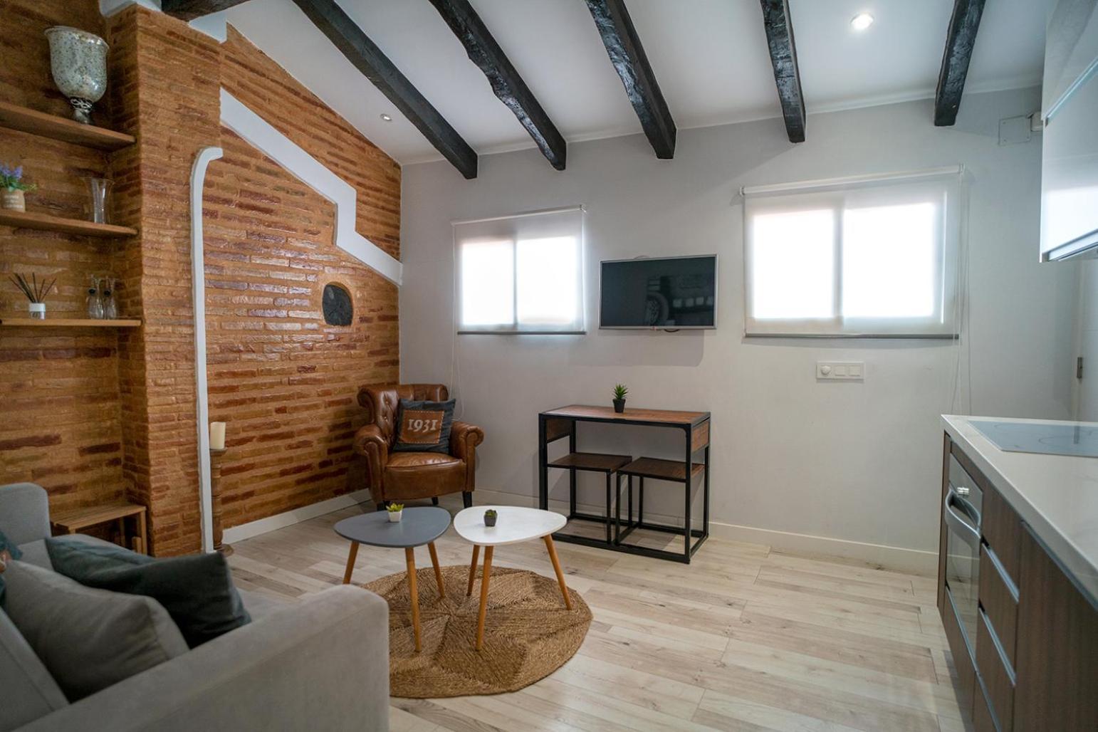 Atico Con Terraza Y Jacuzzi En El Centro Valência Quarto foto
